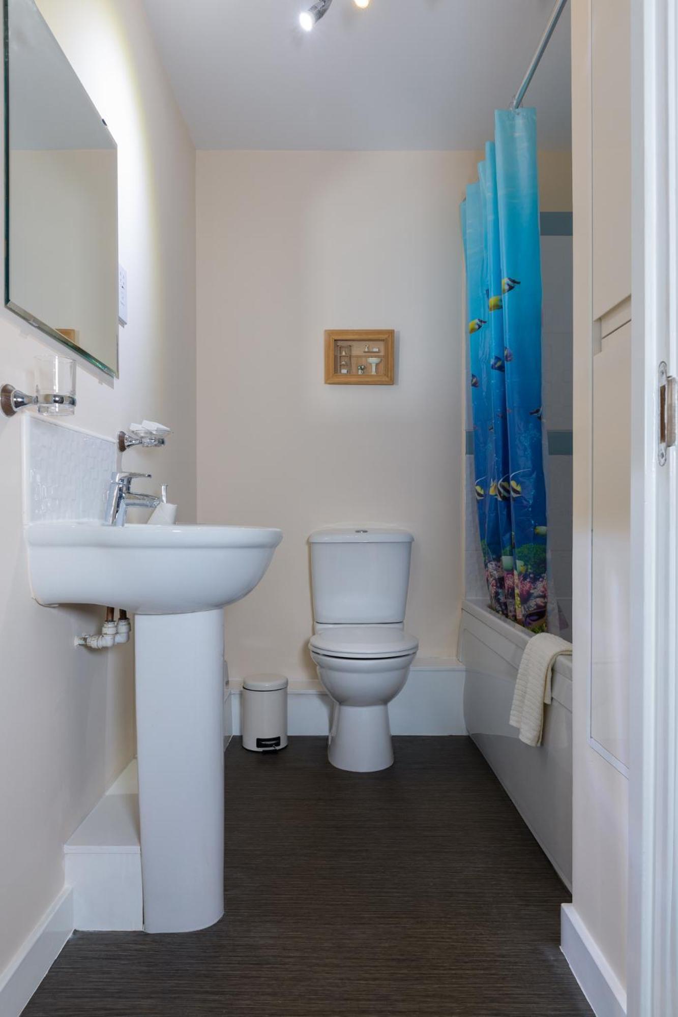 Thomahome Cosy&Stylish Apartment เอดินบะระ ภายนอก รูปภาพ